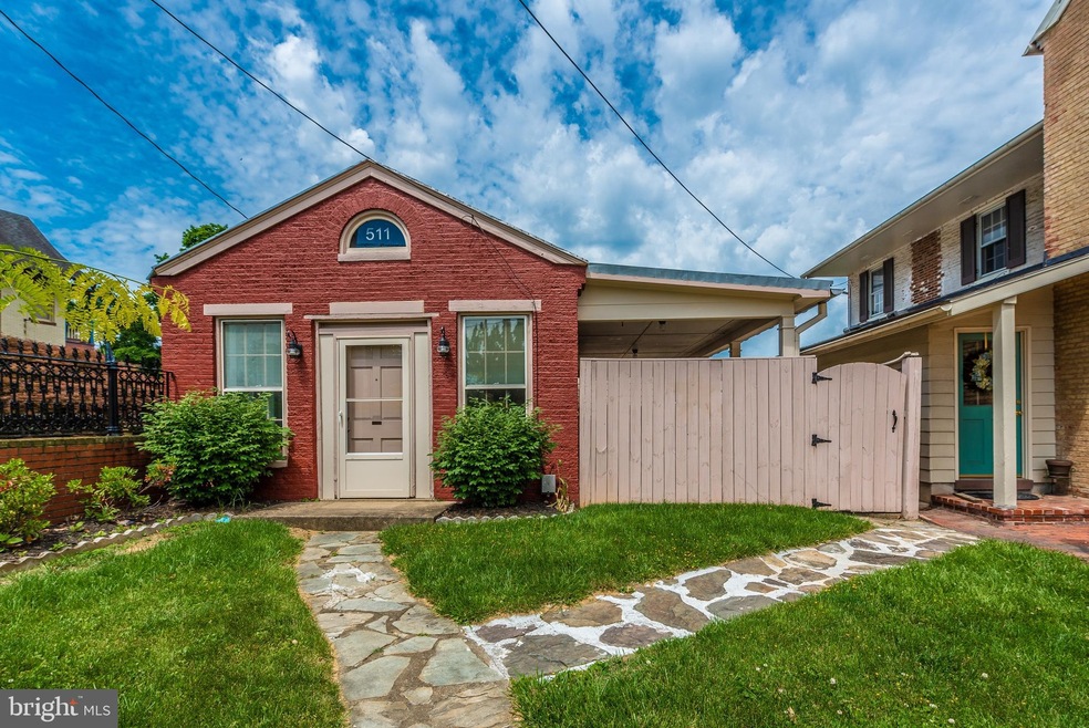 511 S Market St, Frederick, MD 21701 - photo 1