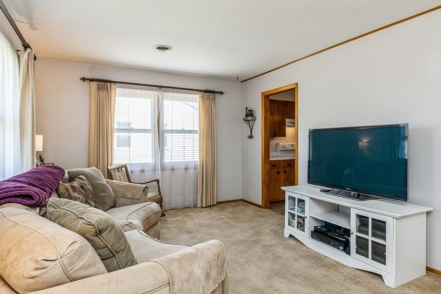 2419 W 68th St, Davenport, IA 52806 - photo 1