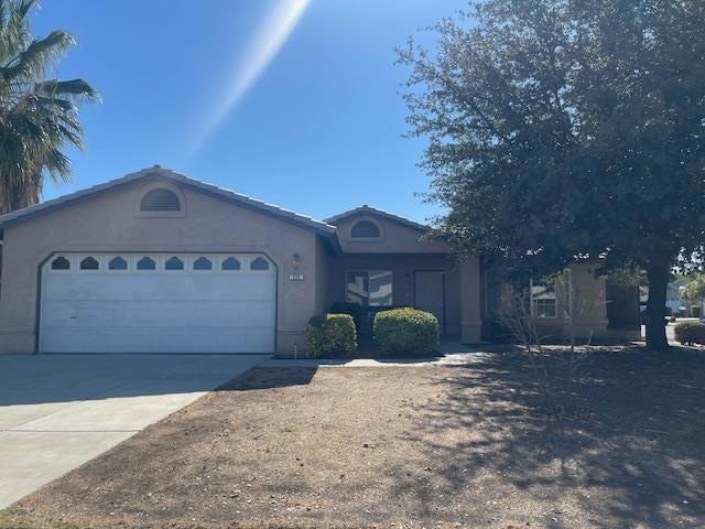 225 Curtiss Ln, Coalinga, CA 93210 - photo 1