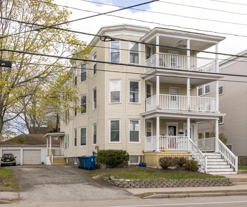 38 Ocean Ave Portland ME 04103-large-001