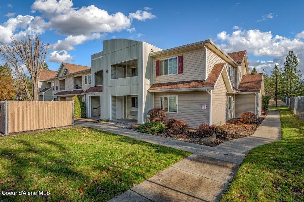 308 N Greensferry Rd unit 109, Post Falls, ID 83854 - photo 1