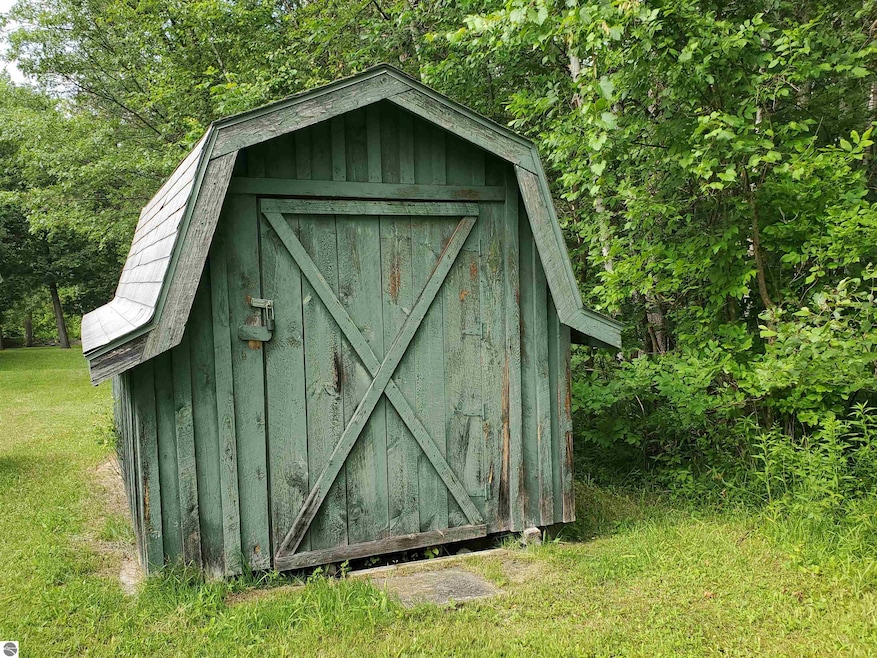 6784 Maple Acres Dr, Whittemore, MI 48770 - photo 1