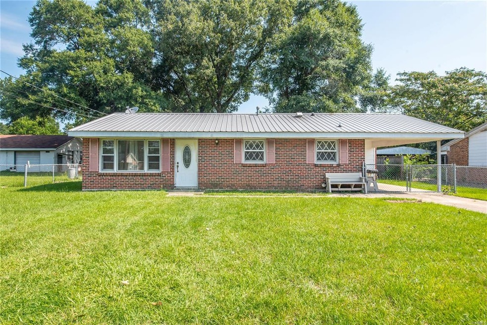 132 Lee Cir, Prattville, AL 36067 - photo 1