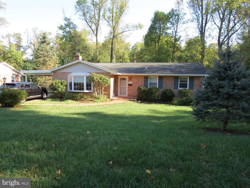 9214 Santayana Dr, Fairfax, VA 22031 - photo 1