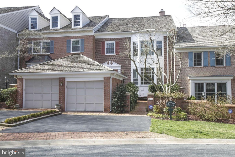 9478 Turnberry Dr, Potomac, MD 20854 - photo 1