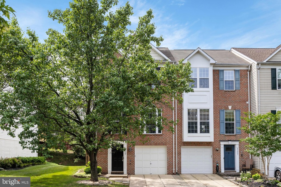 45609 Grand Central Square, Sterling, VA 20166 - photo 1