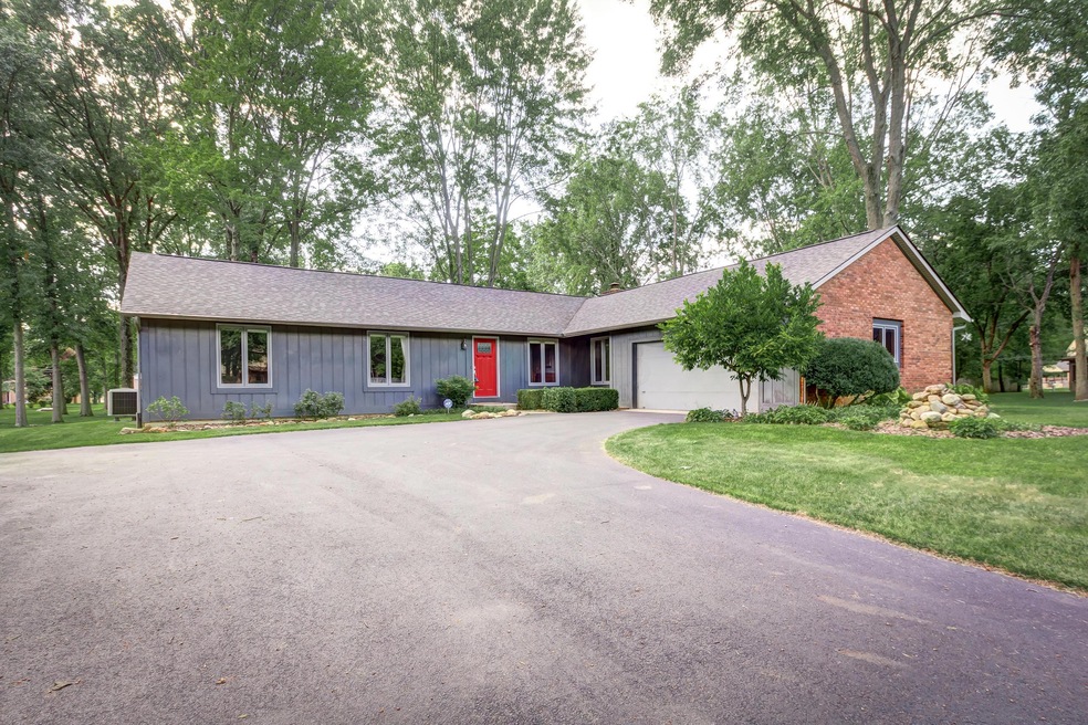 599 Link Rd, Columbus, OH 43213 - photo 1