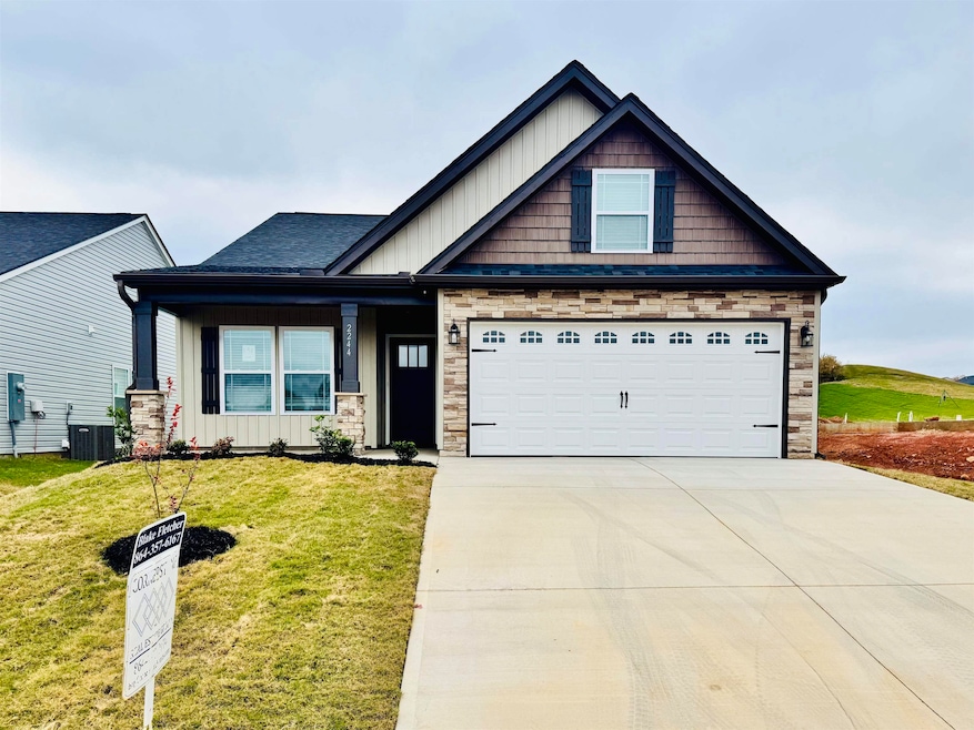 2244 Davenport Ct, Moore, SC 29369 - photo 1