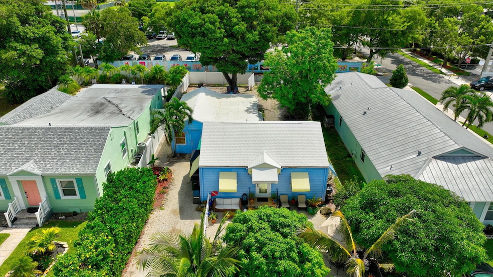 629 SE 4th Ave, Delray Beach, FL 33483 - photo 1