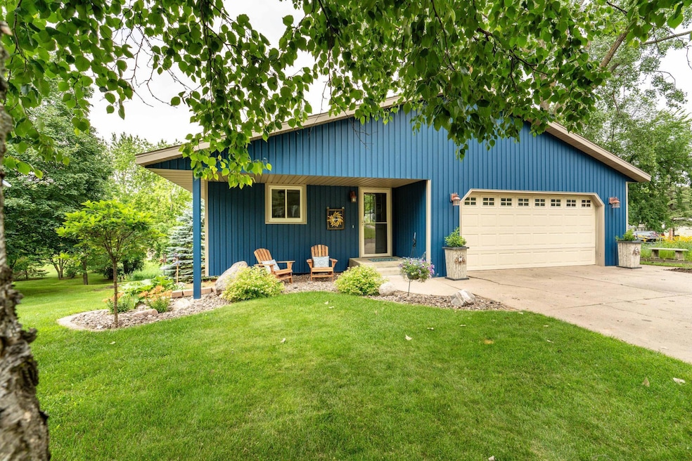 For Sale $325,000 • Co-Listing Agent
