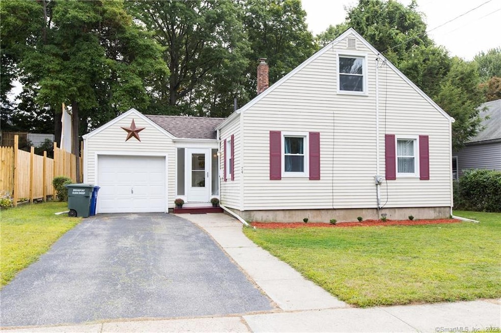 74 Greystone Rd, Bridgeport, CT 06610 - photo 1