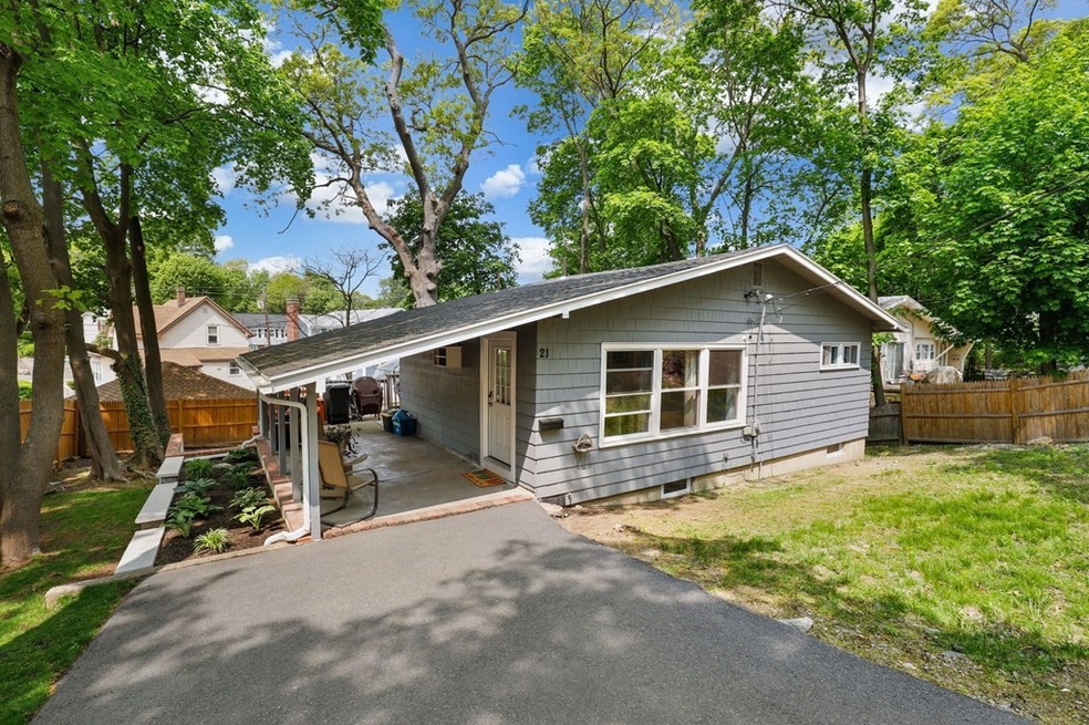 21 Stevens Ave, Saugus, MA 01906 - photo 1