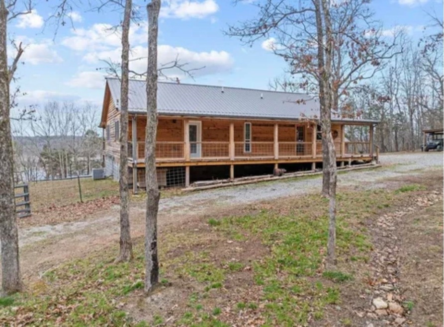 Sold $370,000