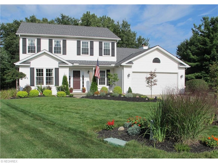 Welcome Home! Beautiful landscaped front oozing wi