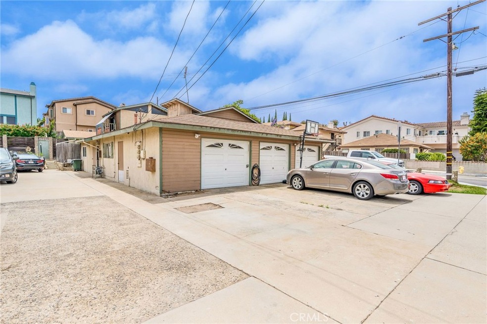 2500 Carnegie Ln, Redondo Beach, CA 90278 - photo 1