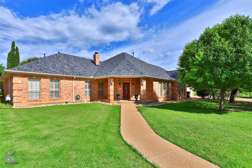 18 Winged Foot Cir W, Abilene, TX 79606 - photo 1
