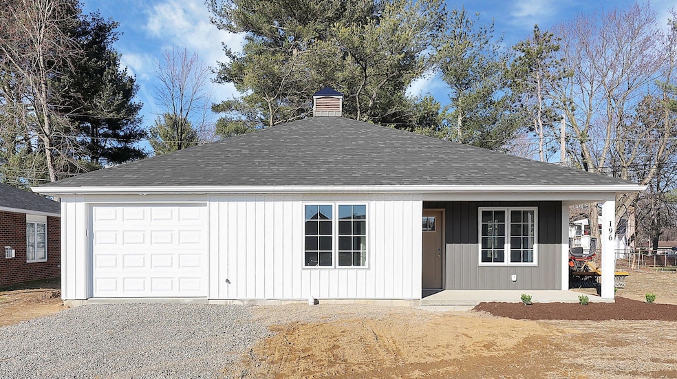 184 Meadow Dr, Newark, OH 43055 - photo 1