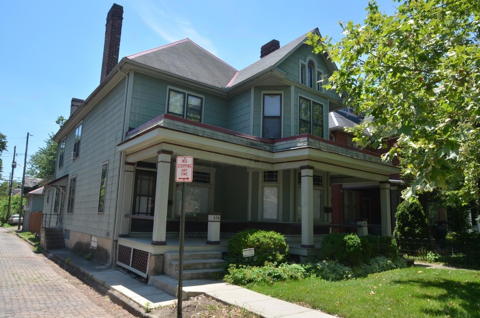 325-327 W. 1st