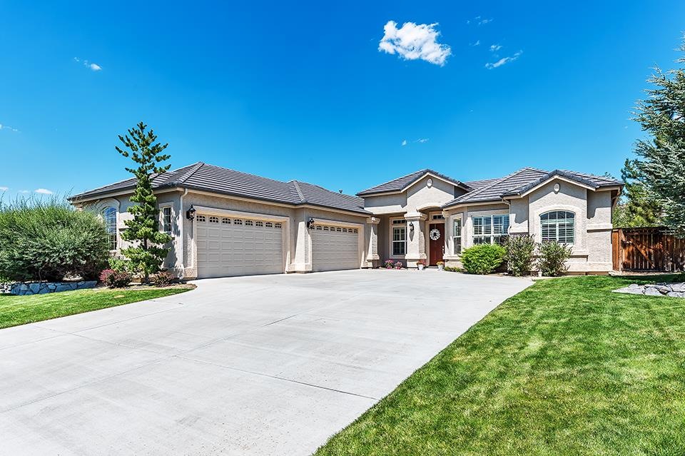 3813 Desert Fox Dr, Sparks, NV 89436 - photo 1