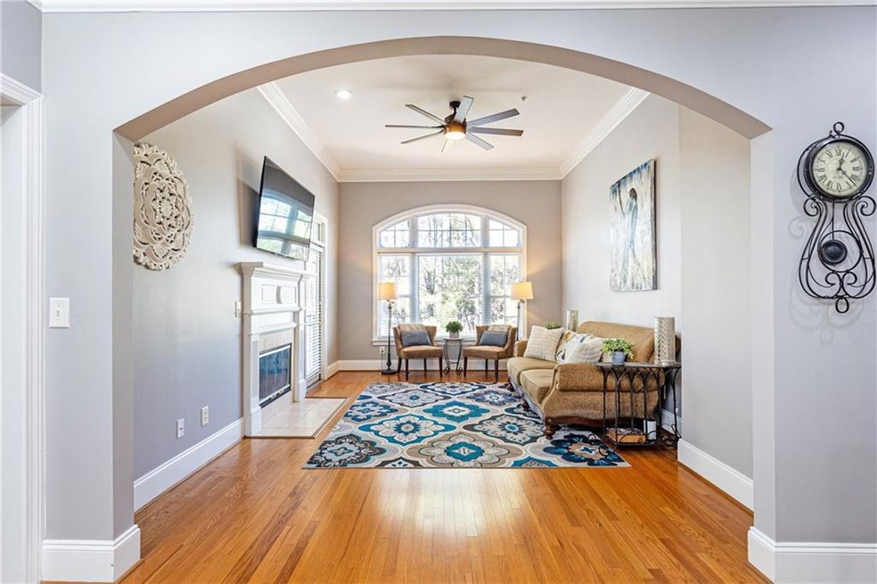 Living area with light hardwood / wood-style floor