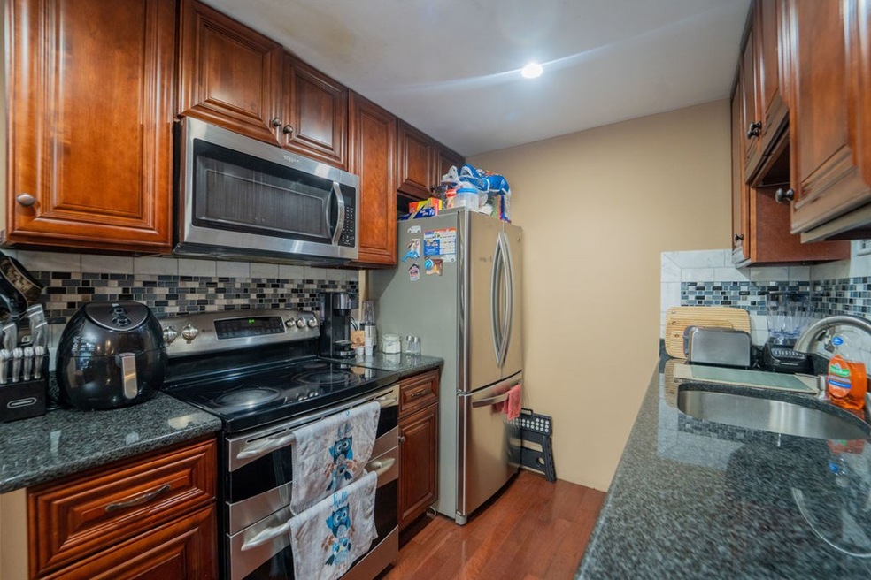 20 Knox St unit 12, Lawrence, MA 01841 - photo 1