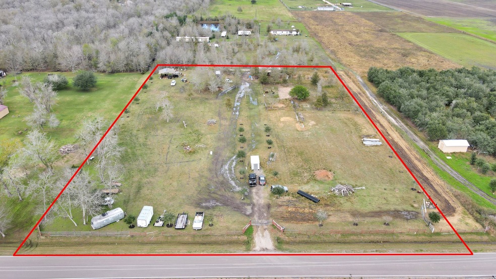 0 Buls Rd unit 92062284, East Bernard, TX 77435 - photo 1