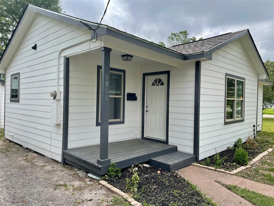 6806 Couch St, Houston, TX 77091 - photo 1