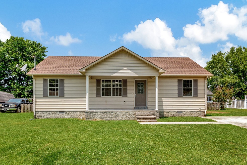 103 Brook Hollow Cir, Manchester, TN 37355 - photo 1