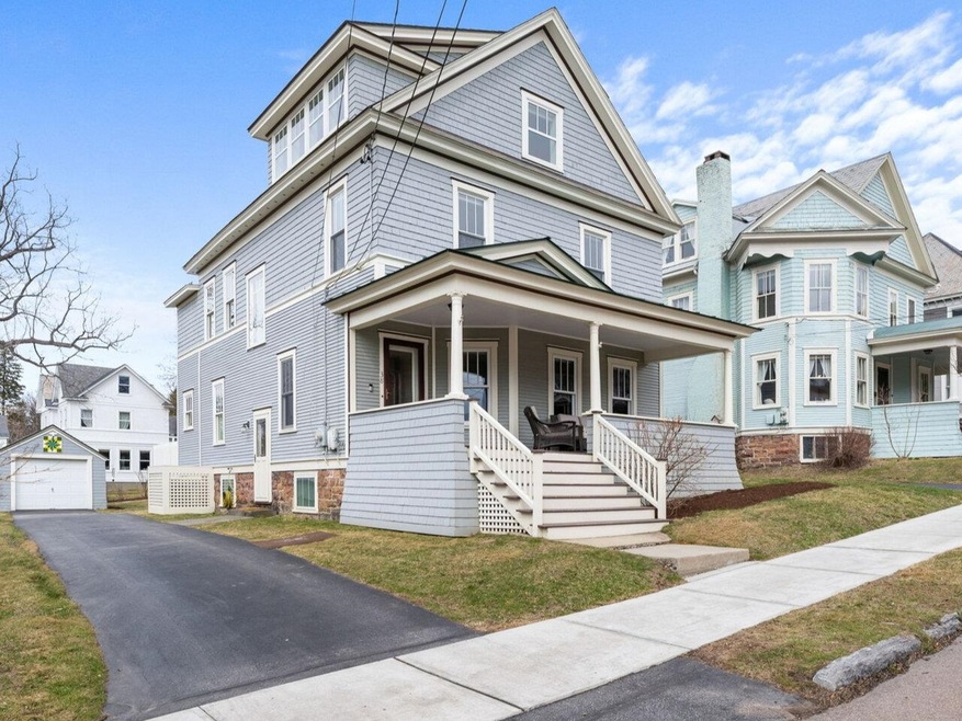 38 Bayview St, Burlington, VT 05401 - photo 1