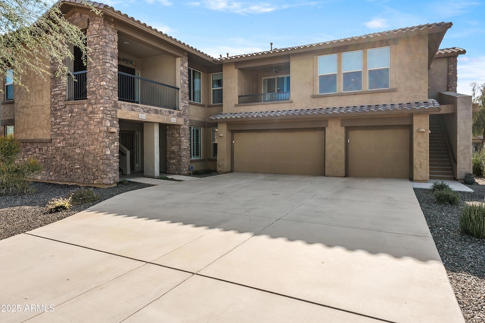 2425 W Bronco Butte Trail unit 1014, Phoenix, AZ 85085 - photo 1