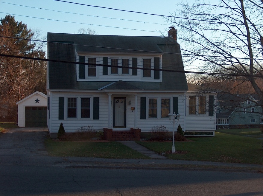 198 Franklin St, North Adams, MA 01247 - photo 1
