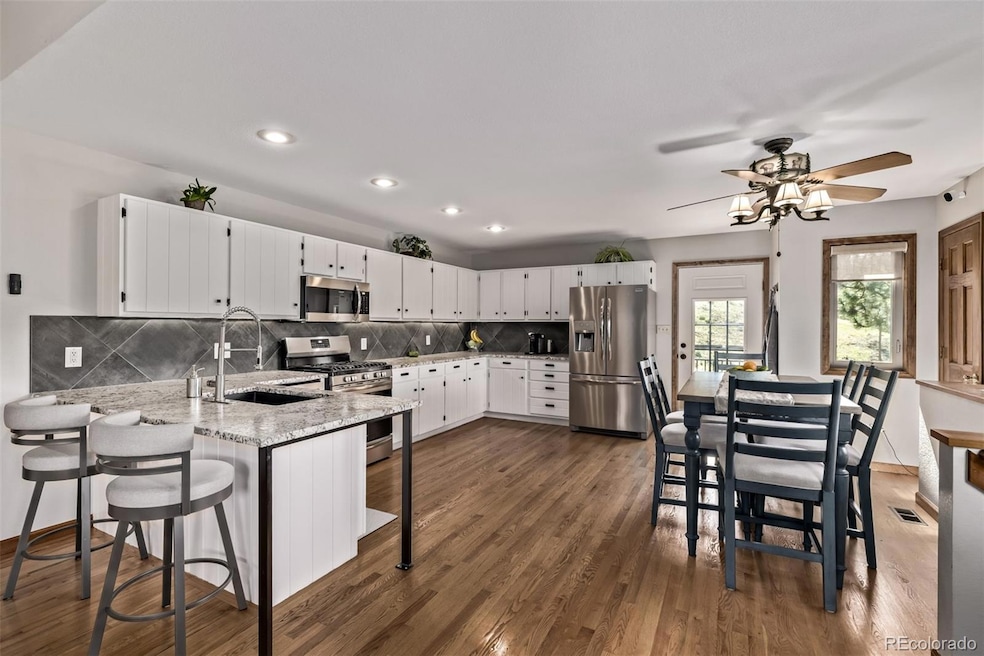 Under Contract $625,000