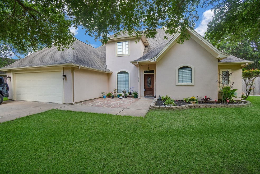 2050 Troon Dr, Alvin, TX 77511 - photo 1