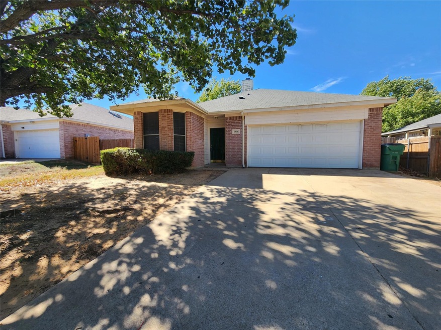 3936 Overlake Dr, Denton, TX 76210 - photo 1