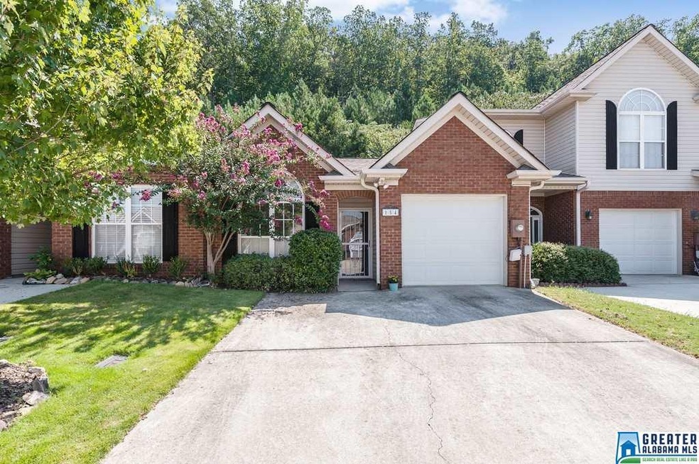 NICE 2 BEDROOM/ 2 BATH TOWNHOME WITH 1-CAR GARAGE.