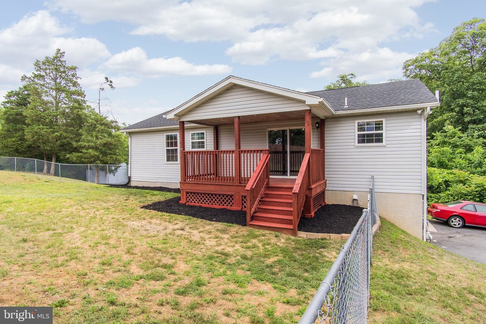 9280 Willowdale Rd, Greencastle, PA 17225 - photo 1