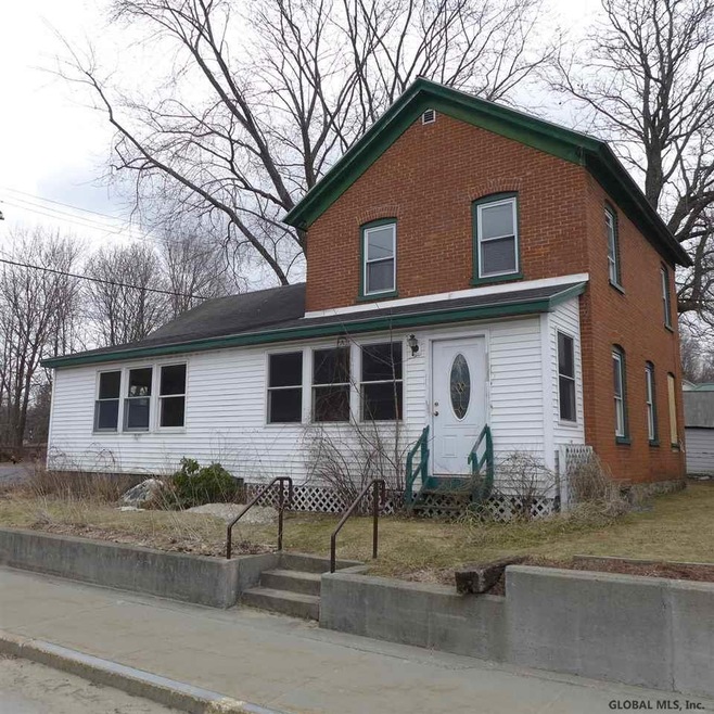 20 River St, Corinth, NY 12822 - photo 1