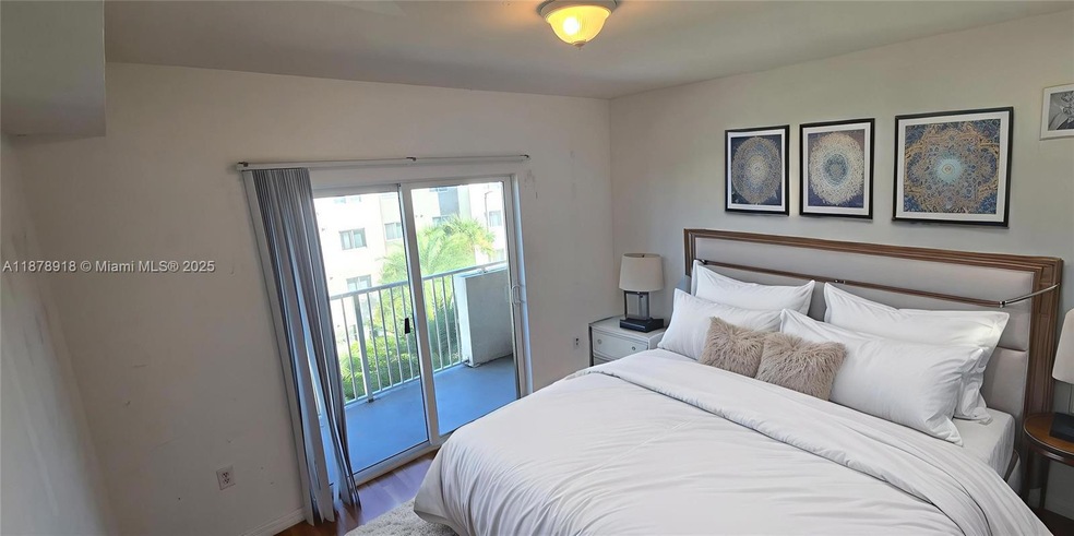 11060 SW 196th St unit 401, Cutler Bay, FL 33157 - photo 1