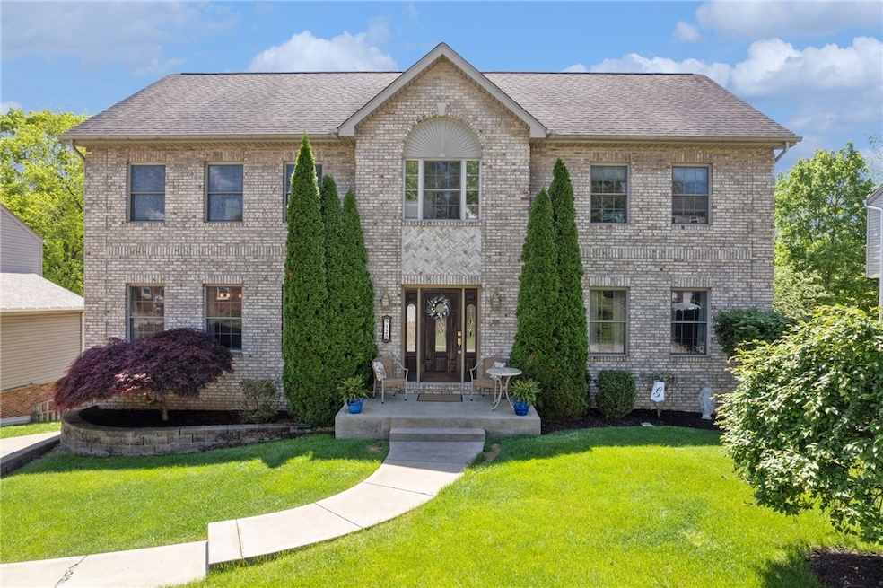 Welcome to 120 Carriage Dr.