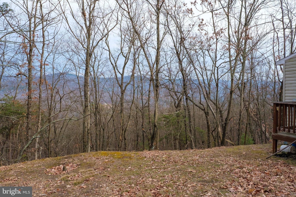 648 Buttercup Dr, Mathias, WV 26812 - photo 1