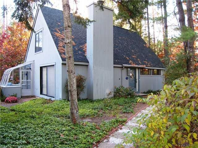 Exterior Front. Three-bedroom cape with detached 2