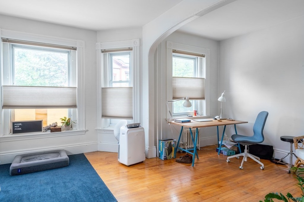 128 Magazine St unit 1, Cambridge, MA 02139 - photo 1