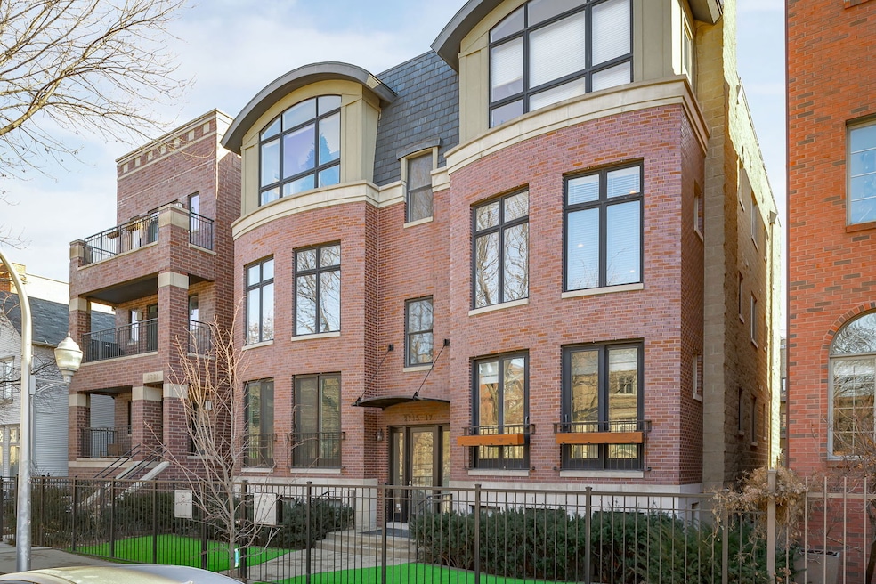 2715 N Southport Ave unit 2S, Chicago, IL 60614 - photo 1