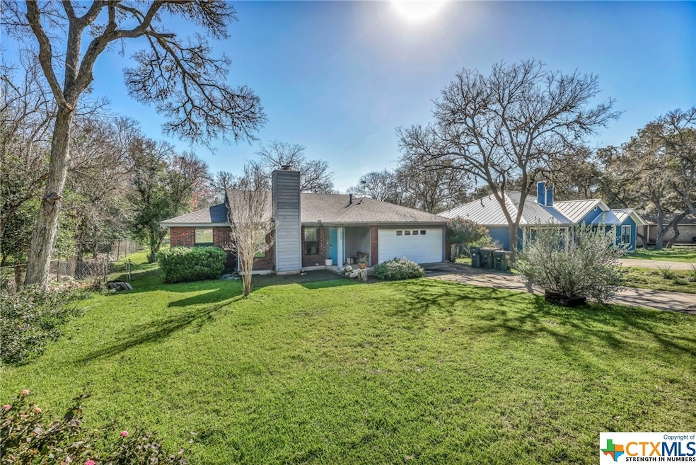 613 Franklin Dr, San Marcos, TX 78666 - photo 1