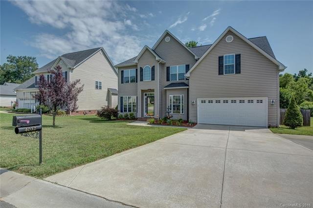 4032 Hereford Ln, Dallas, NC 28034 - photo 1