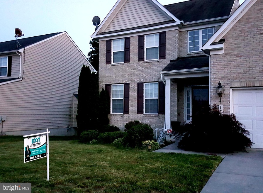 10249 Warfield St, White Plains, MD 20695 - photo 1