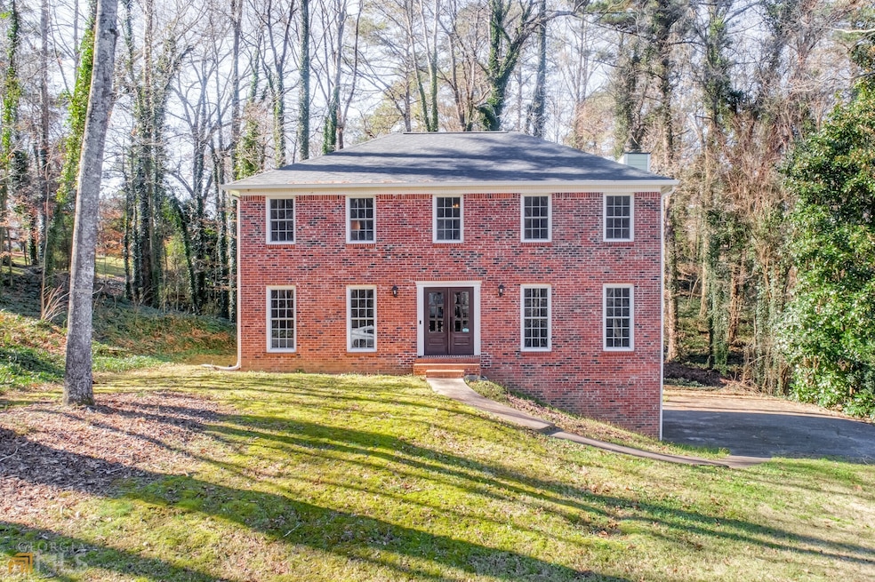 2264 N Forest Dr, Marietta, GA 30062 - photo 1