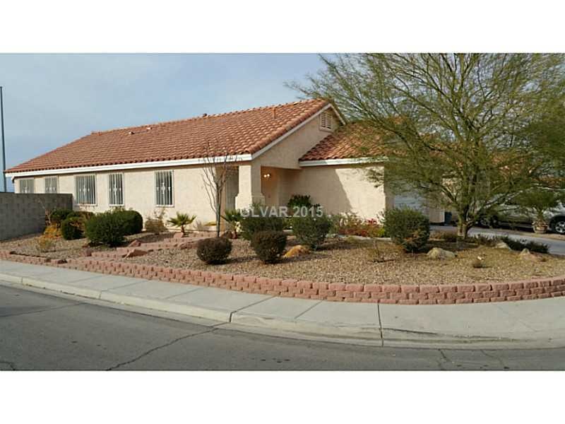 Property Photo. front side