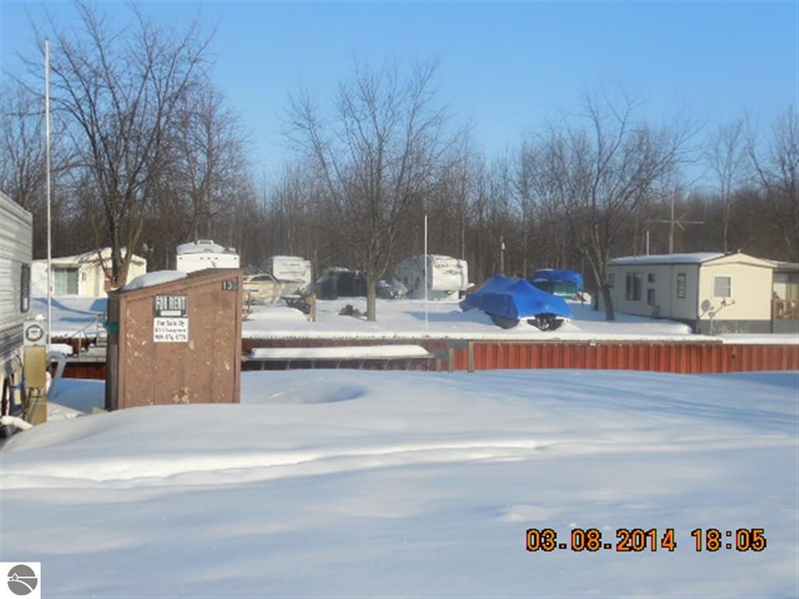 #136 Sleepy Oaks, Au Gres, MI 48703 - photo 1