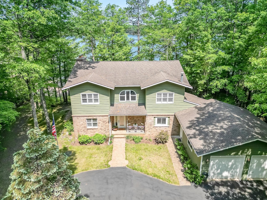 Under Contract $825,000